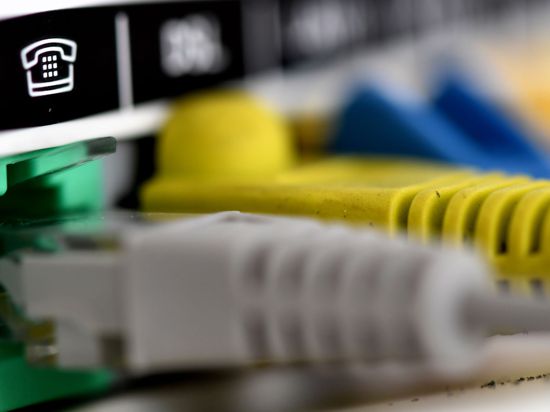 Der Bundestag hat für ein Recht auf schnelles Internet gestimmt.