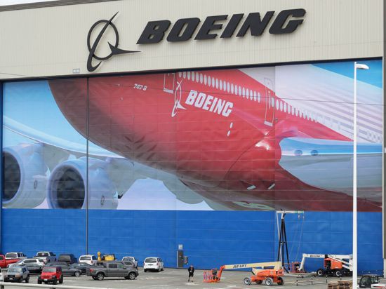 Boeing-Werk in Everett im US-Bundesstaat Washington. Der Konzern profitierte zuletzt stark von der Rückkehr der wichtigsten Baureihe 737 Max, die nach zwei Abstürzen mehr als anderthalb Jahre lang weltweit mit Startverboten belegt war.