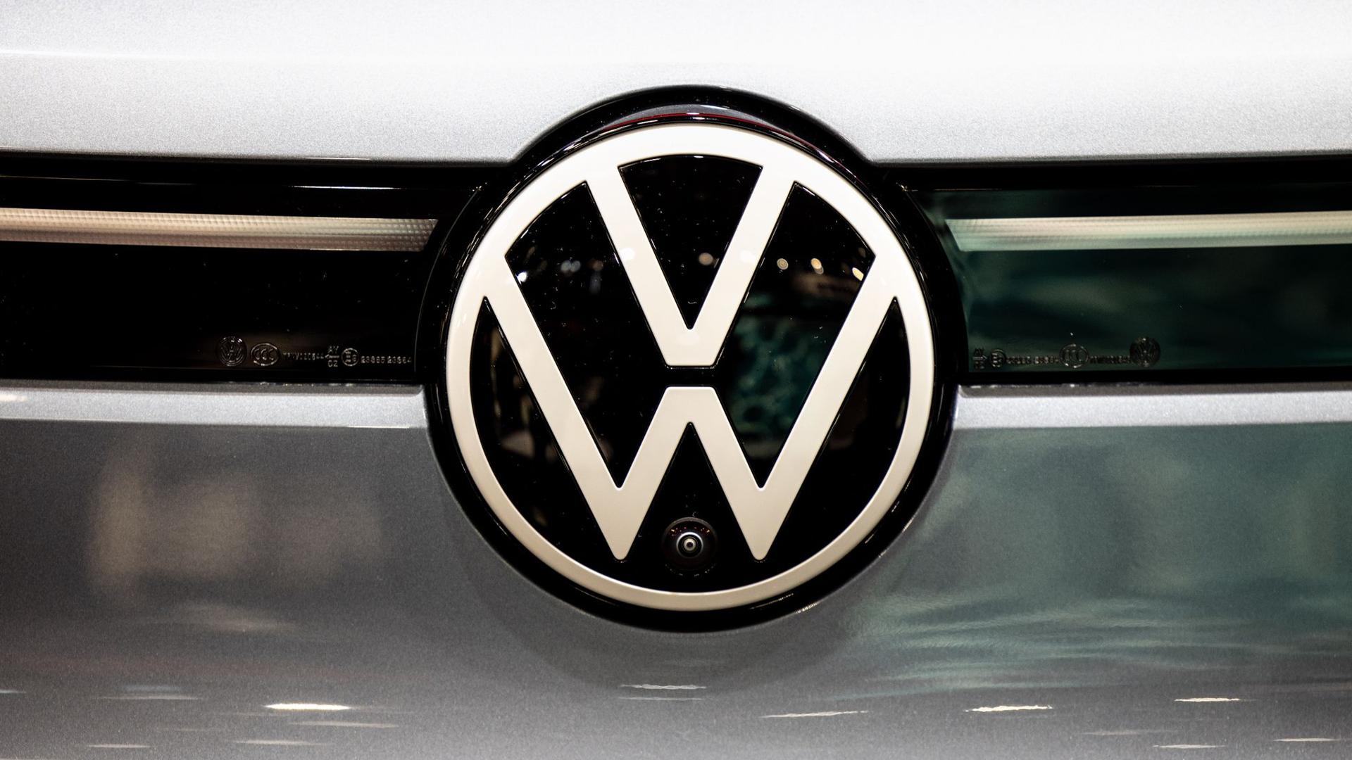 Der Halbleiterengpass hat bei VW im dritten Quartal zu einem deutlichen Rückgang der Auslieferungen geführt.