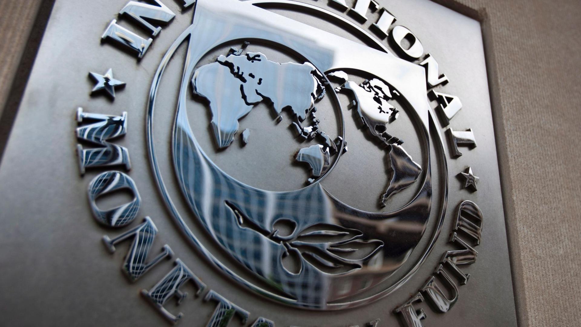 Der Internationale Währungsfonds empfiehlt der US-Notenbank eine Straffung der lockeren Geldpolitik.