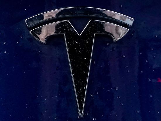 Autobauer Tesla ruft zahlreiche Wagen der Reihen „Model 3“ und „Model S“ zurück.
