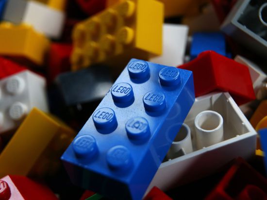 Bunte Lego-Steine.