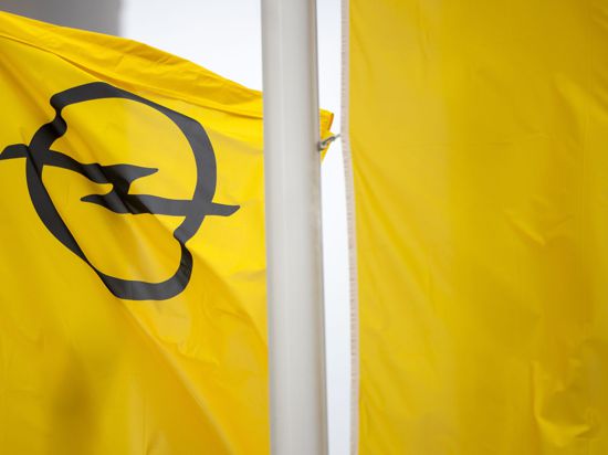 Opel will temporär eine mittlere dreistellige Zahl an Stellen besetzen.