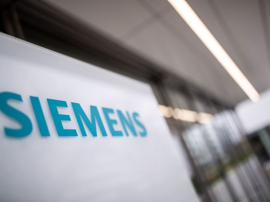 Siemens hat vor seiner jährlichen Hauptversammlung starke Zahlen für das erste Quartal seines Geschäftsjahres vorgelegt.