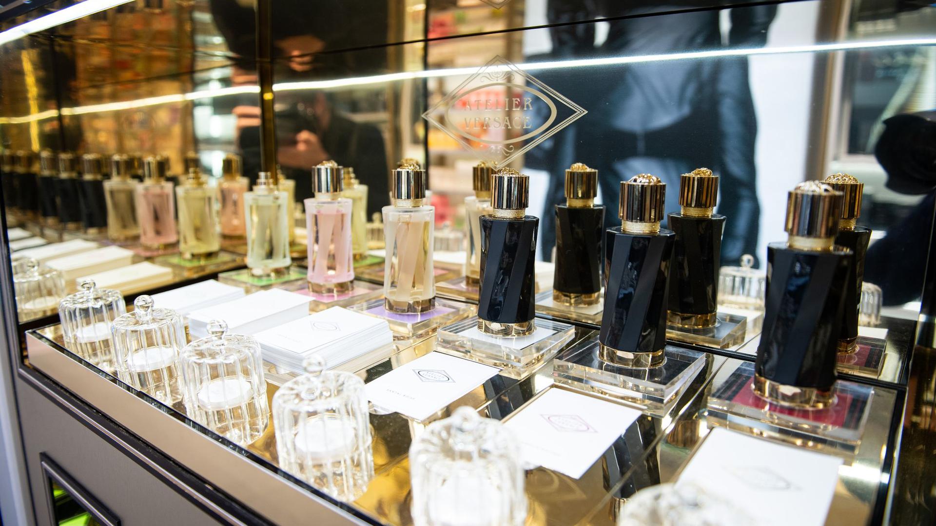 Parfüms und Kosmetika sind wieder beliebter: Mit der auslaufenden Pandemie kann Douglas aufatmen.