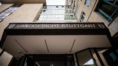 Am Landgericht Stuttgart ist der Zivilprozess der Deutschen Umwelthilfe (DUH) gegen Mercedes-Benz gestartet.
