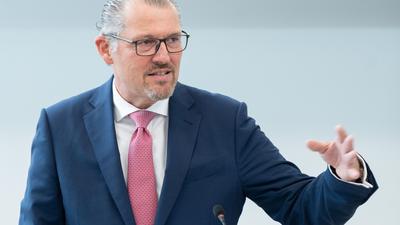 „Was tun wir, dass unsere Wirtschaft weiter am Laufen bleibt?“: Arbeitgeberpräsident Rainer Dulger.