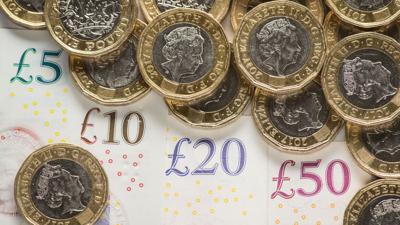 Ein stärkerer Dollar und Zweifel an den Haushaltsplänen von Premierministerin Truss haben das britische Pfund am Montag auf ein Rekordtief gedrückt.