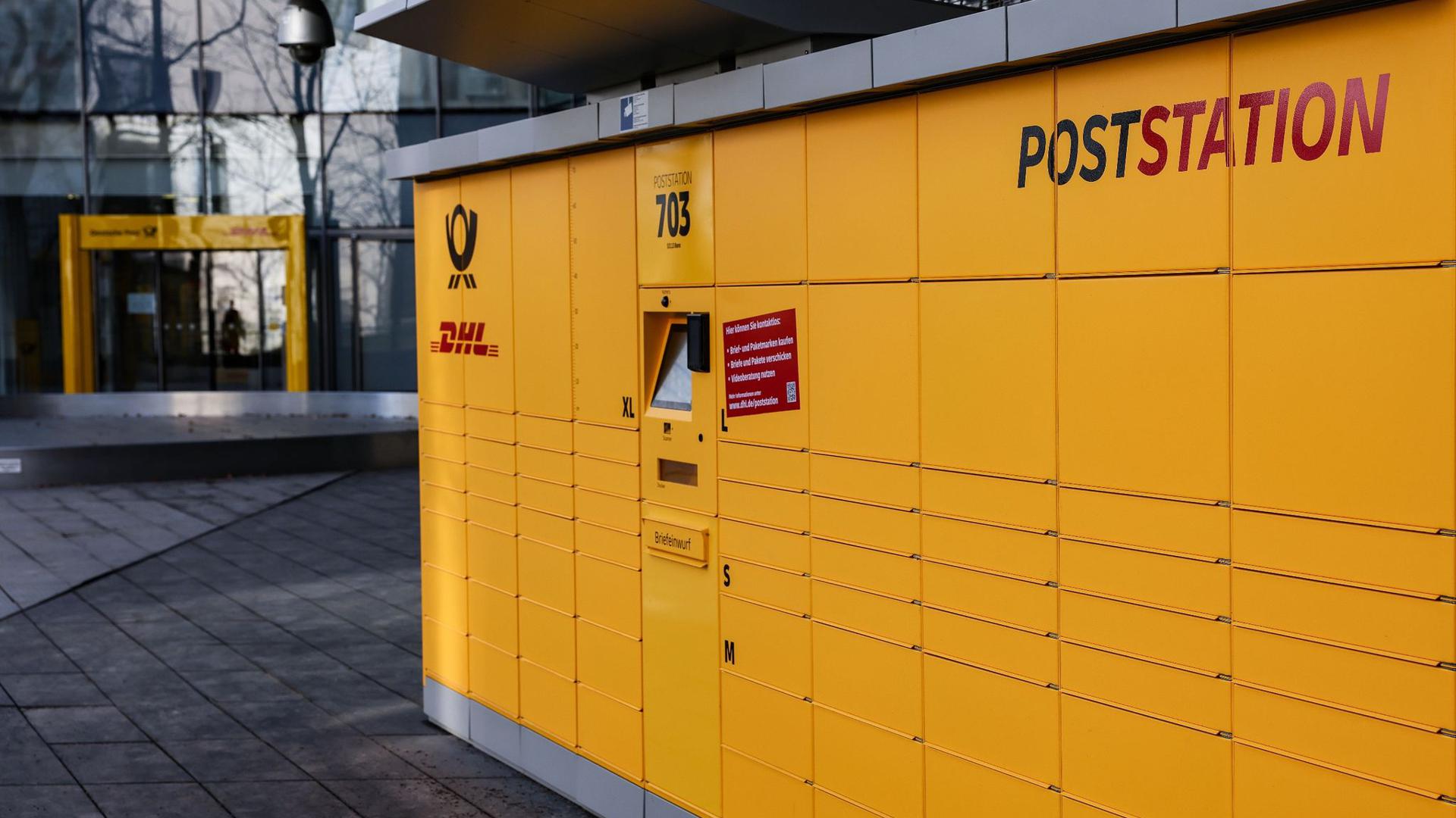 Vor der Zentrale in Bonn gibt es sie bereits: eine Poststation.