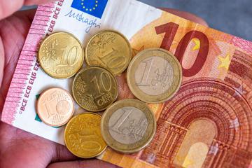 Der allgemeine gesetzliche Mindestlohn in Deutschland soll zum 1. Januar auf 12,41 Euro steigen.
