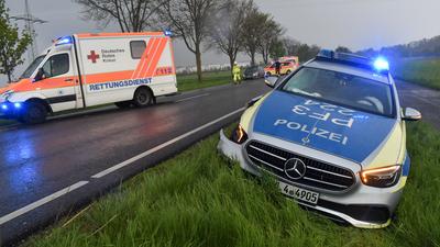 Bei dem Unfall auf der B294 am Montagabend war ein Streifenwagen involviert. Bereits vergangene Woche kam es in Pforzheim zu einem Unfall mit einem Polizei-Fahrzeug.