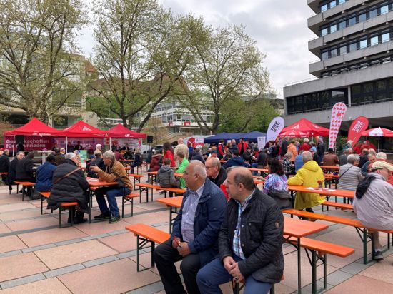 1. Mai-Feier des DGB erstmals auf dem Pforzheimer Marktplatz