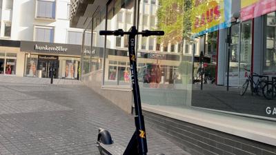 Scooter in der Pforzheimer Innenstadt