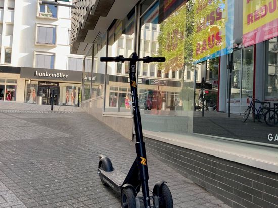 Scooter in der Pforzheimer Innenstadt