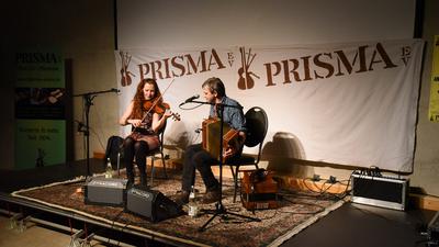 Das Duo Gudrun Walter und Andy Cutting begeistert im Folkclub Prisma.