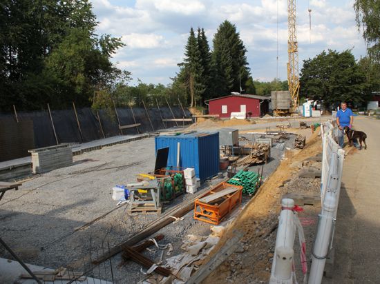 Baugrube für die neue Quarantänestation auf dem Pforzheimer Tierheimgelände