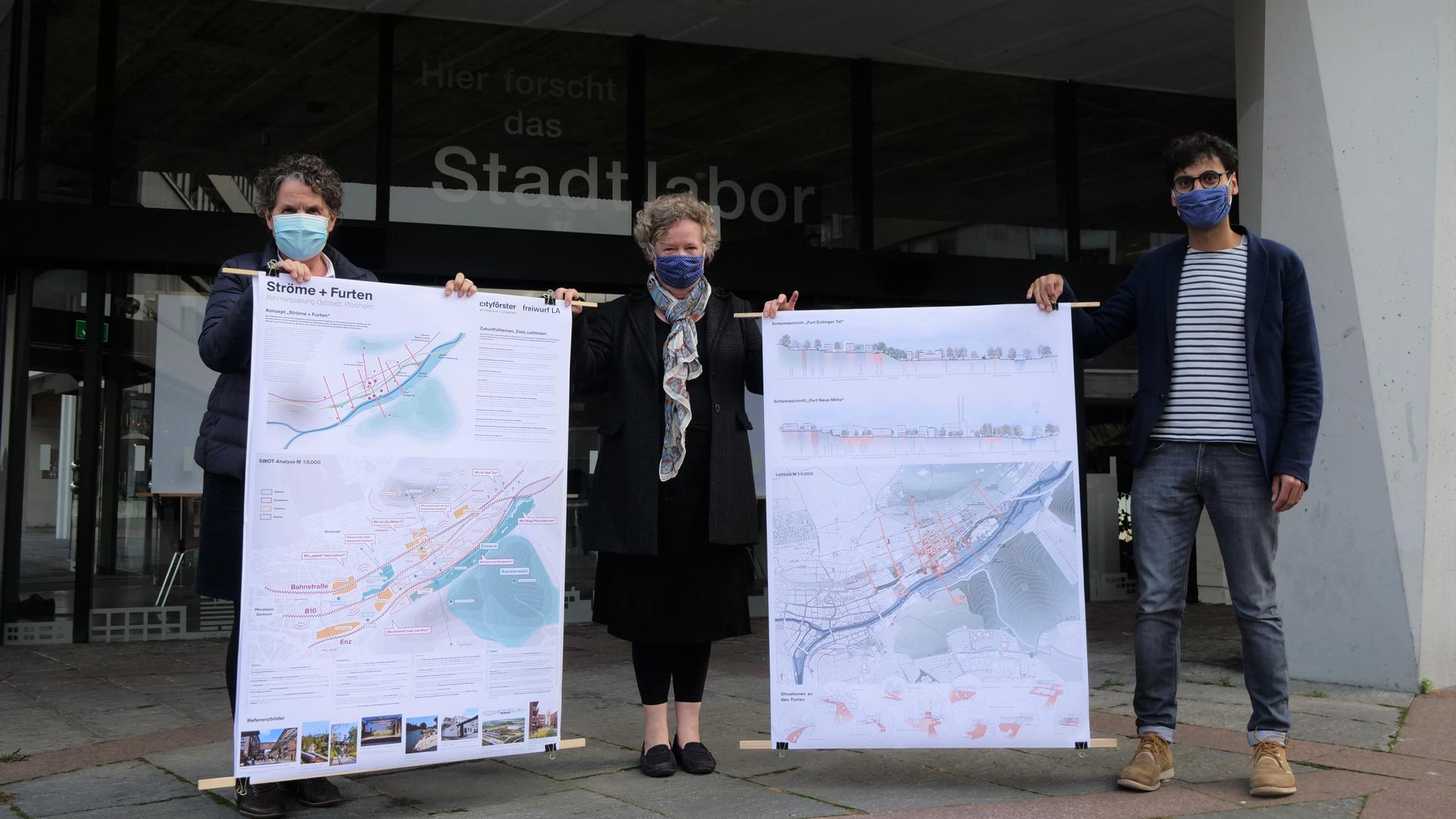 Rahmenplanung Oststadt, Sibylle Schüssler, Uta Stock-Gruber und Stadtplaner Shameet Ghelani (von links)  vor dem Stadtlabor