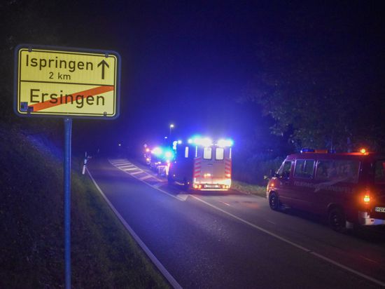 Kurz nach dem Ortsausgangsschild Ersingen kam es zu dem Unfall mit Fahrerflucht.