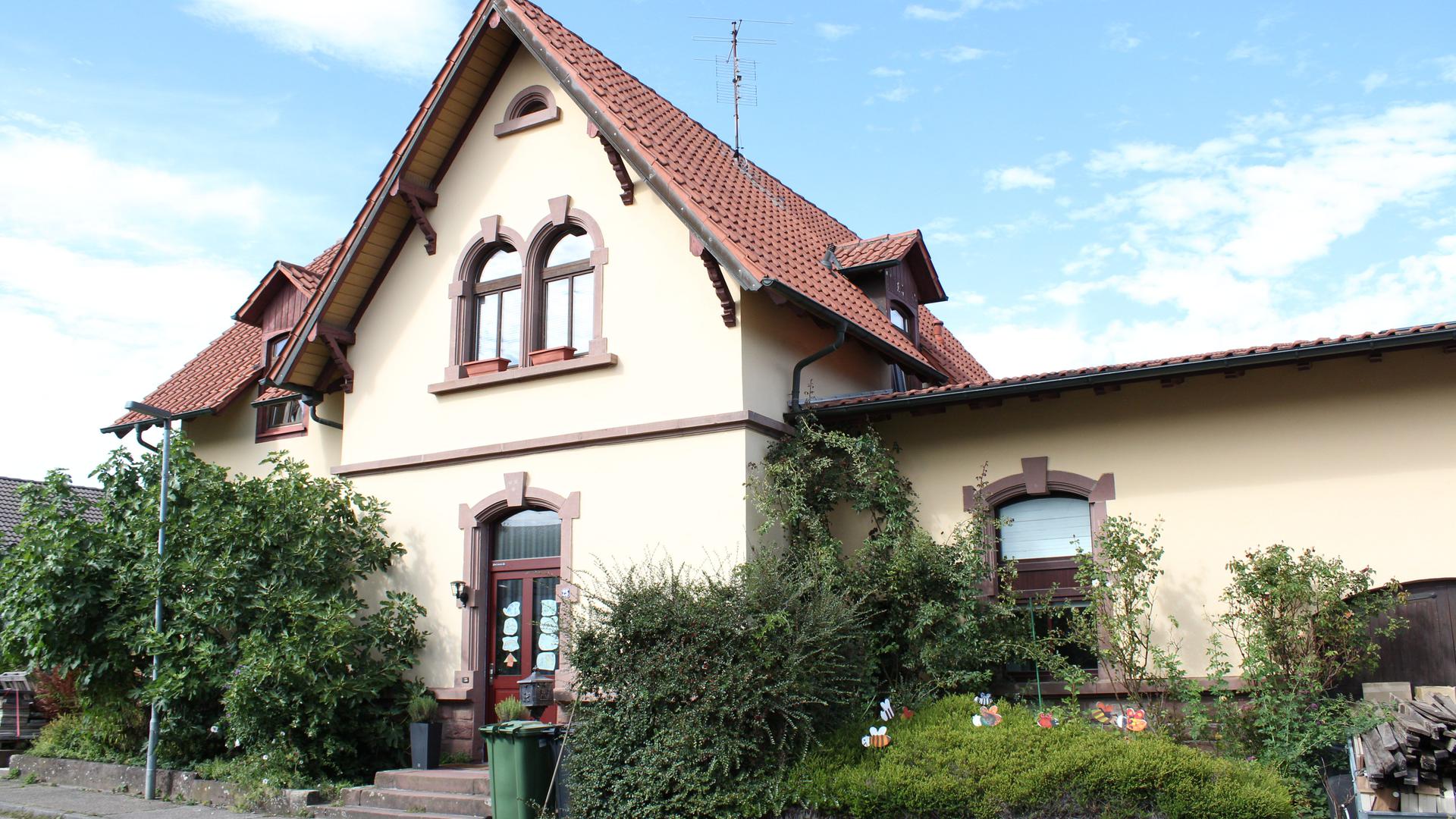 altes Bahnhofsgebäude in Ellmendingen