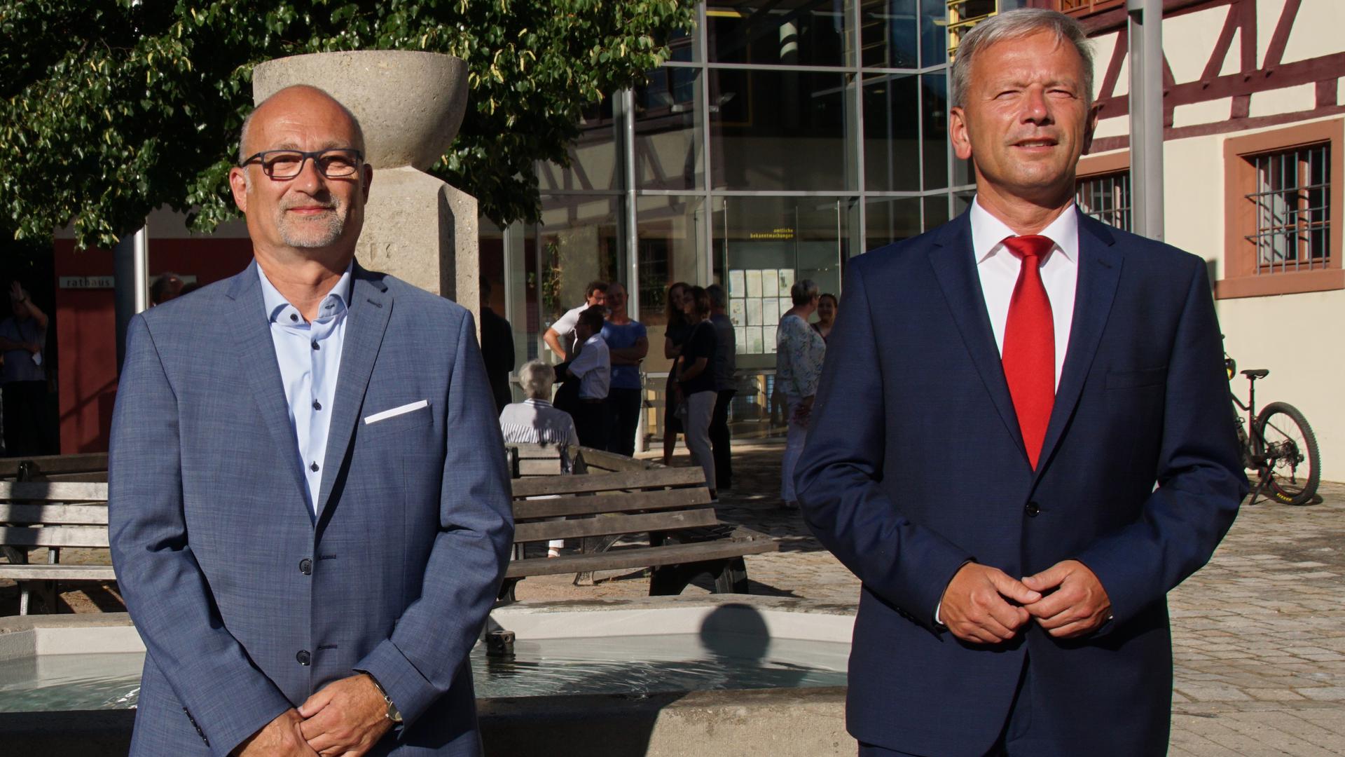 Die Bewerber um den Bürgermeisterposten in Königsbach-Stein: Rolf Engelmann (links) und Heiko Genthner.