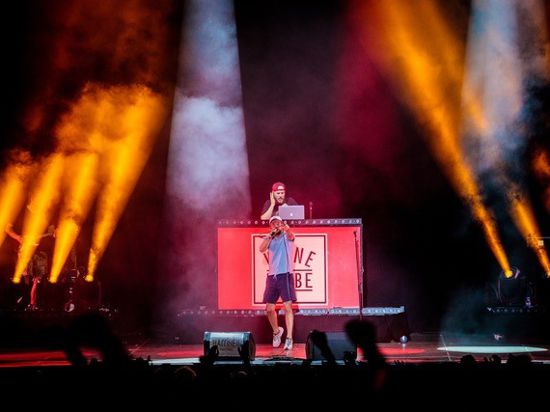 Krönender Abschluss: Der Berliner Rapper Prinz Pi beschließt am 23. August. das letzte Konzert beim „Little Happiness“ auf dem Festivalgelände am Rande von Schwann. 