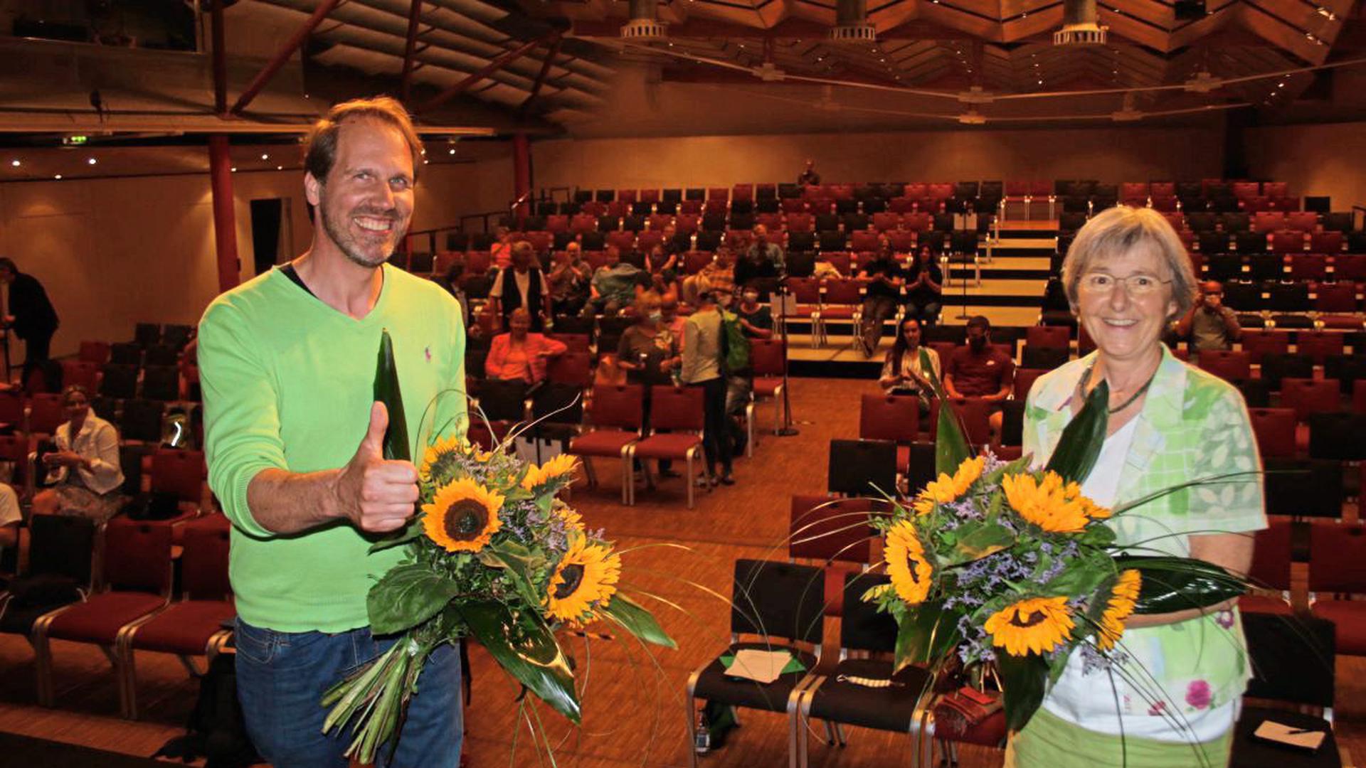 Wollen den Enzkreis rocken: Stefanie Seemann tritt erneut für die Grünen bei der Landtagswahl 2021 an. Dabei unterstützt sie Zweitkandidat Bernd Kauffmann, der bei der Nominierungsveranstaltung in der Remchinger Kulturhalle gewählt wurde.