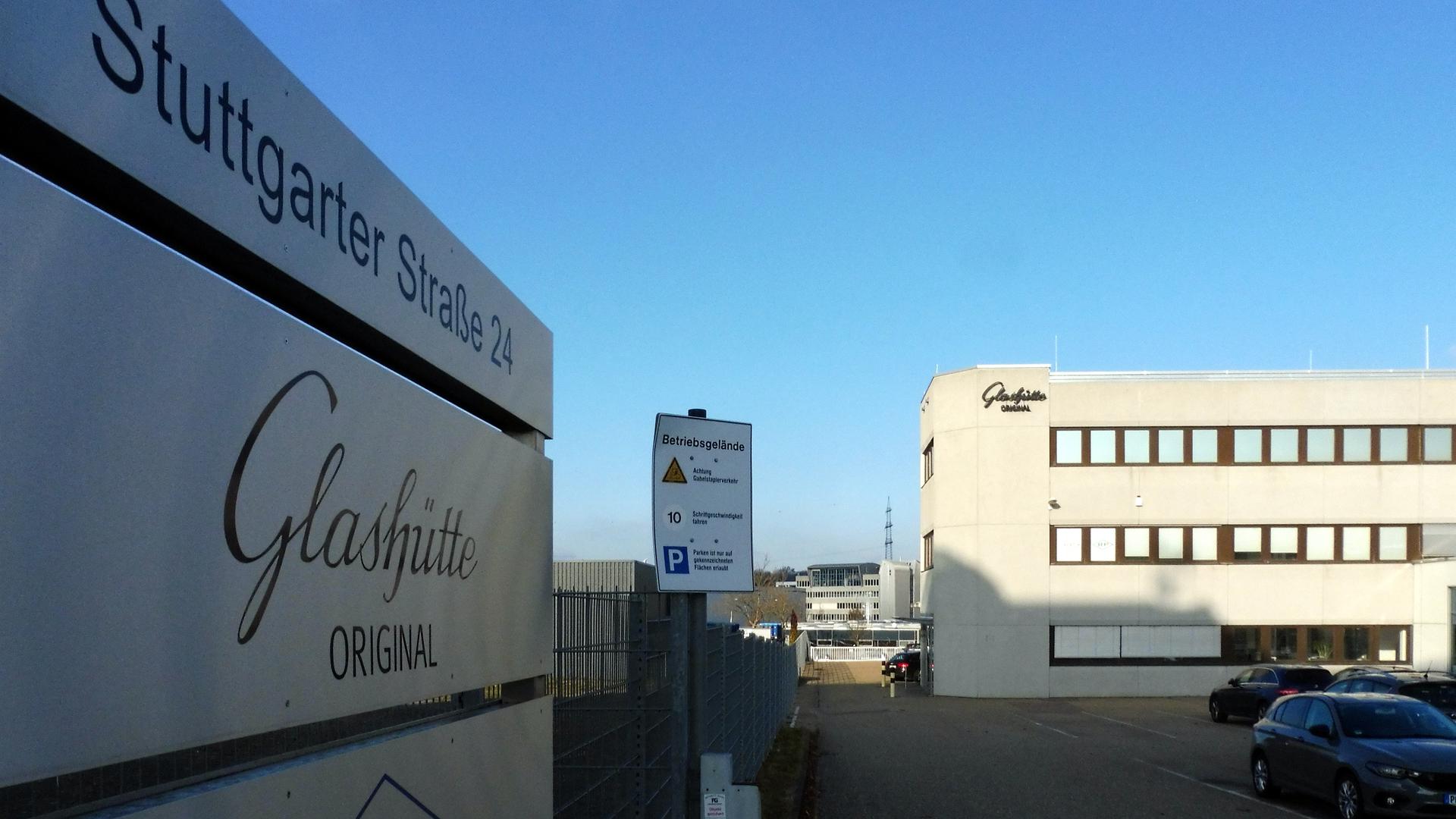 Im ehemaligen Steudle-Gebäude Stuttgarter Straße 24 in Pforzheim hat Glashütte Original die 2012 übernommene, frühere Zifferblatt Th. Müller angesiedelt. Mit Jahresbeginn 2022 ist die Produktion in Glashütte angesiedelt. 