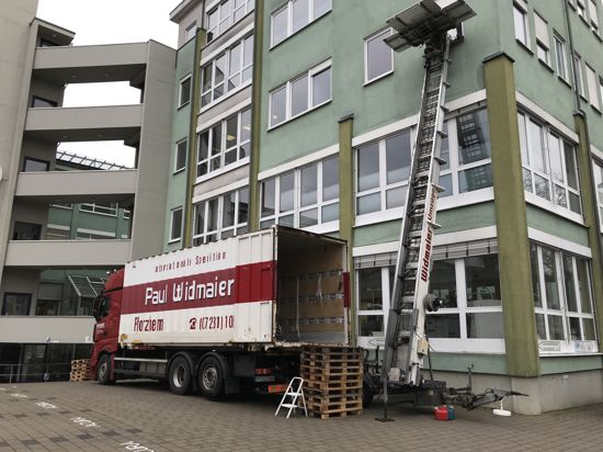 Drei Stockwerke sind leer: Das Acura Wagner Gesundheitszentrum in der Habermehlstraße wird momentan ausgeräumt. Die Verhandlung vor dem Landgericht Karlsruhe befindet sich derzeit in der Schwebe.