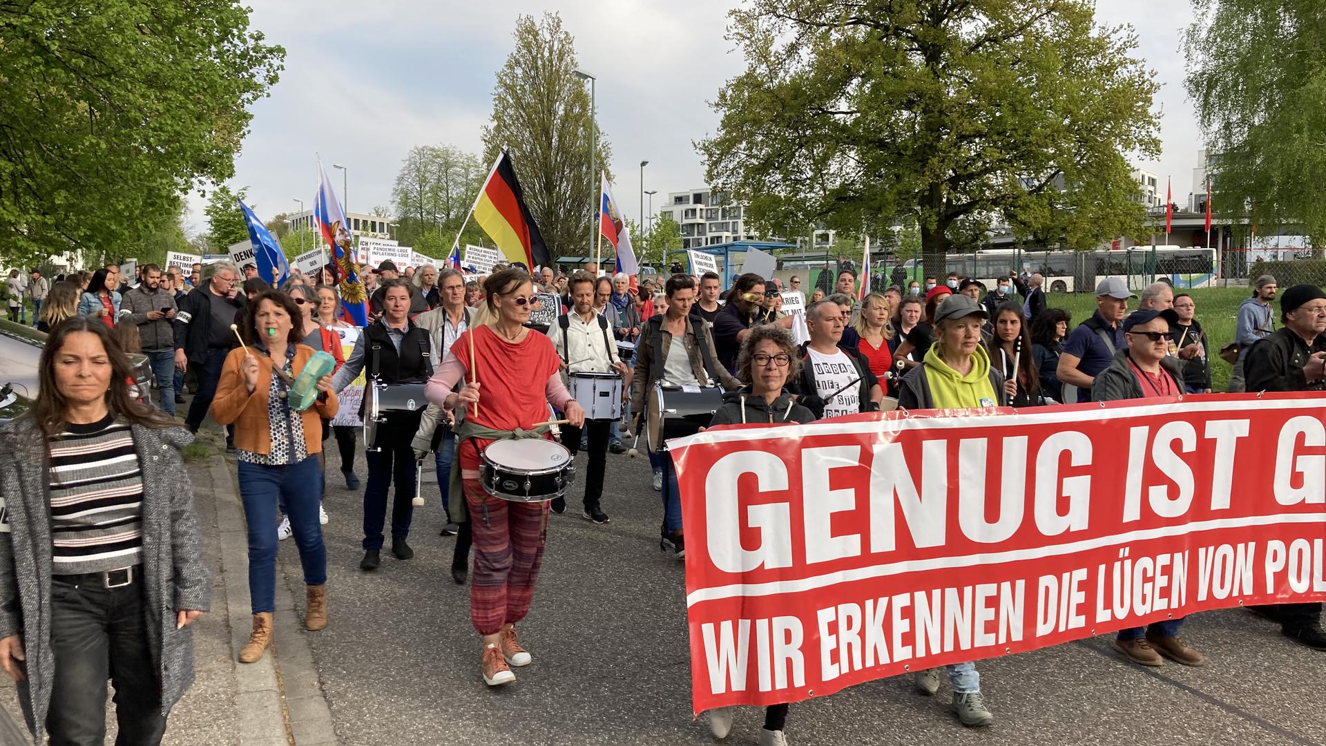 Demonstration auf dem Haidach: 30. April 2022: „Gegen westliche Russland-Hetzer“ und gegen „Corona-Diktatur
