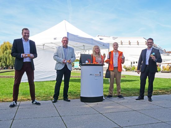 Positive Bilanz: Nach drei Monaten sind Michael von Rüden, Jürgen Förschler, Livia Hewig, Tarik Mais und Oberbürgermeister Peter Boch (von links) mit den Ergebnissen zufrieden