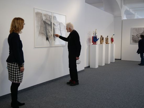 Angelika Drescher, Fero Freymark und seine Frau Ute Pohl  (von links) freuen sich auf Besucher in der Pforzheim Galerie