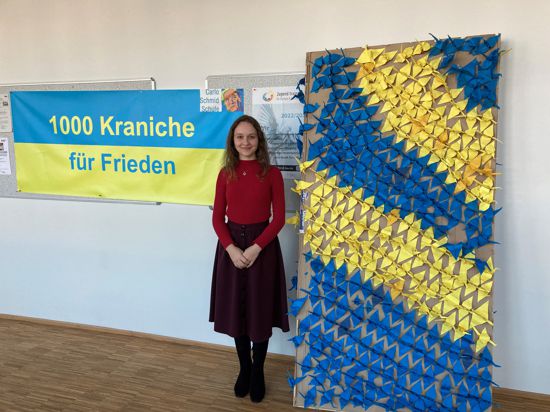 In Pforzheim gestrandet: Alina Bezvrkha war zu Besuch bei ihrer Mutter, als der Krieg ausbrach. Nun übersetzt sie für die ukrainischen Flüchtlinge.