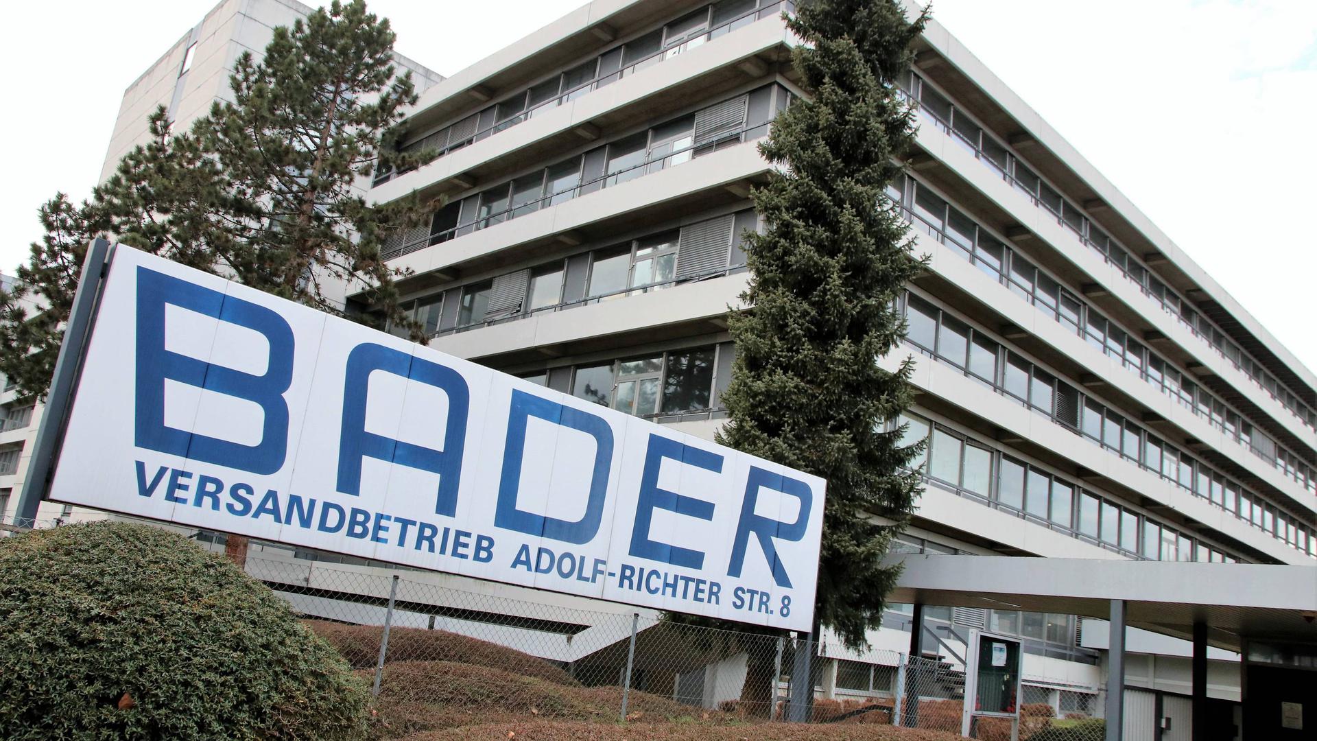 Firmengelände Versandhaus Bader im Brötzinger Tal in Pforzheim Adolf-Richter-Straße 8