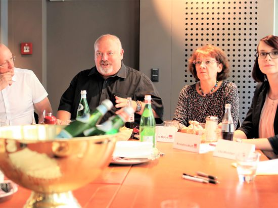 Pforzheimer SPD-Fraktion mit Uwe Hück (von links), Ralf Fuhrmann, Jacqueline Roos und Annkathrin Wulff stellt im Juli 2019 ihr politisches Programm vor.