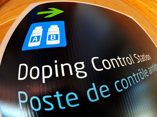 epa02021805 A sign indicates the way to a Doping Control Station at Vancouver Olympic Centre in Vancouver, Canada, 08 February 2010. Canada's third biggest city Vancouver will host the 2010 Winter Olympic Games from February 12 - 28 February 2010. EPA/PETER KNEFFEL ++ +++ dpa-Bildfunk +++