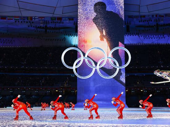 Opening ceremony of Beijing Olympics Performers take part in the opening ceremony of the Beijing Winter Olympics at the National Stadium on Feb. 4, 2022. PUBLICATIONxINxGERxSUIxAUTxHUNxONLY A14AA0001227762P 