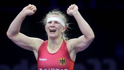 21.09.2023 BelgradeSerbia World wrestling championship WW women s wrestling 62 kg OG/ Olympic Games, Olympische Spiele, Olympia, OS 2024 qualifiers Luisa Niemesch Germany celebrate victory :