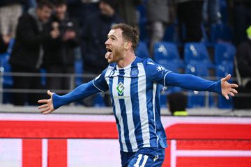 Budu Zivzivadze freut sich über seinen zweiten Streich nach seiner Einwechslung. Der Georgier erzielte in der Partie gegen Nürnberg für den KSC die Tore zum 3:1 und zum 4:1. 