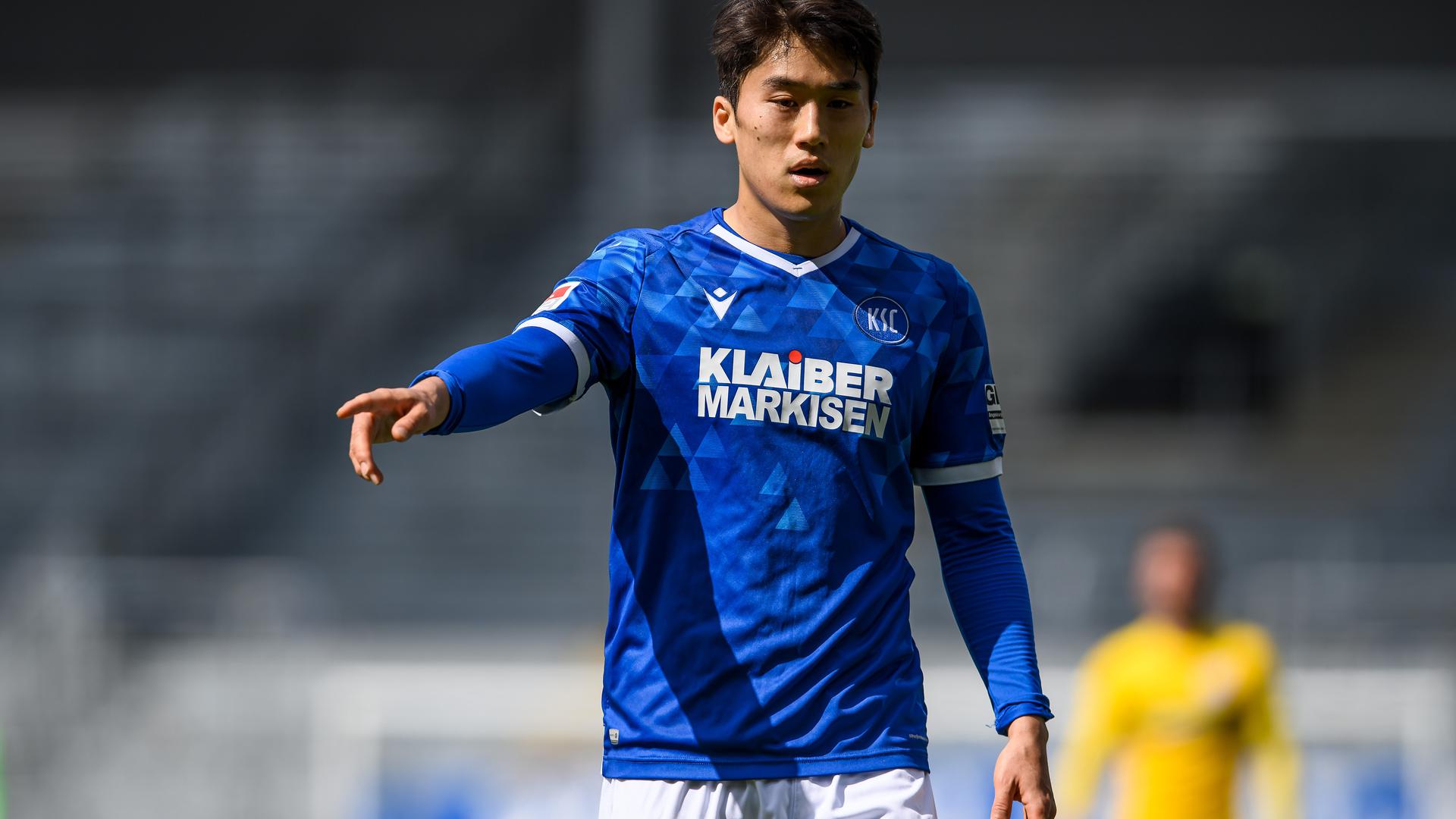 Entscheidung gefallen: Mittelfeldspieler Kyoung-Rok Choi wird über die laufende Saison hinaus das Trikot des Karlsruher SC tragen. 