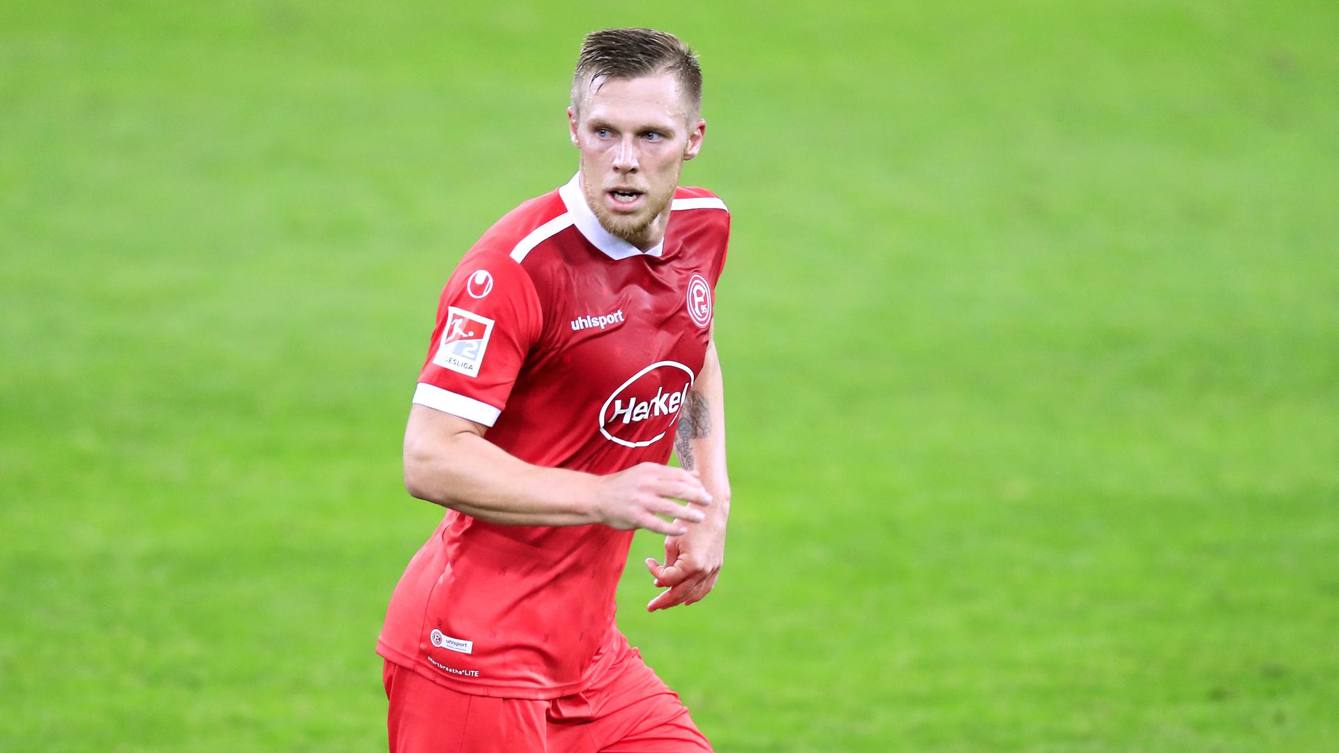 Immer auf der Lauer: Düsseldorfs Stürmer Rouwen Hennings ist auch mit 33 für jede Zweitliga-Abwehrreihe en unangenehmer Gegner. 