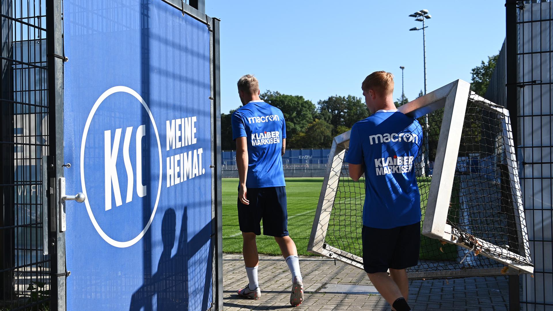 Feature.

GES/ Fussball/ 2. Bundesliga: KSC Training, 07.08.2020  --

Football/ Soccer 1st Division: KSC Practice, Karlsruhe,  Aug 07, 2020
--
DFL regulations prohibit any use of photographs as image sequences and/or quasi-video. 