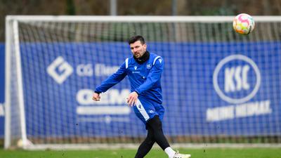 Jerome Gondorf (KSC)

GES/ Fussball/ 2. Bundesliga: Karlsruher SC - Training, 10.01.2023

Football/Soccer: 2. Bundesliga: KSC Training, Karlsruhe, January 10, 2023