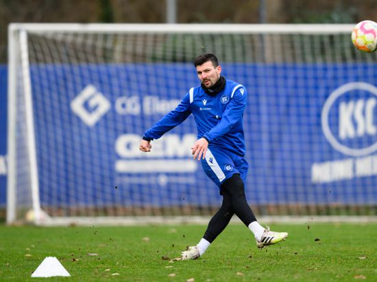 Jerome Gondorf (KSC)

GES/ Fussball/ 2. Bundesliga: Karlsruher SC - Training, 10.01.2023

Football/Soccer: 2. Bundesliga: KSC Training, Karlsruhe, January 10, 2023
