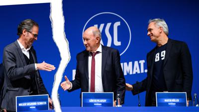 Das Tischtuch beim KSC scheint zwischen Präsident Holger Siegmund-Schultze (links) und seinen Vizepräsidenten Günter Pilarsky (Mitte) und Martin Müller zerschnitten zu sein.