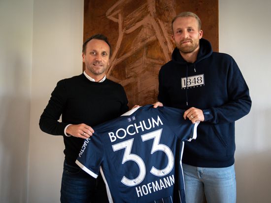 Legt sich künftig für Bochum ins Zeug: KSC-Stürmer Philipp Hofmann wechselt in die Bundesliga.