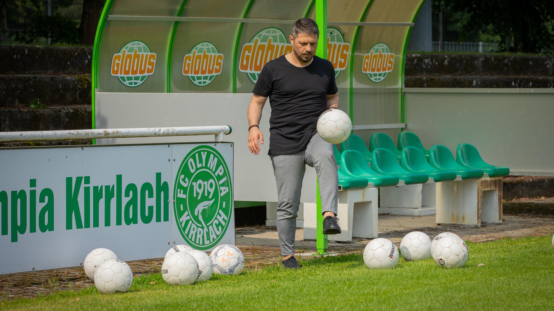 Foto: Simone Kochanek, 10.06.2021, Kirrlach, im Bild: Volkan Glatt, neuer Trainer des FC Olympia Kirrlach