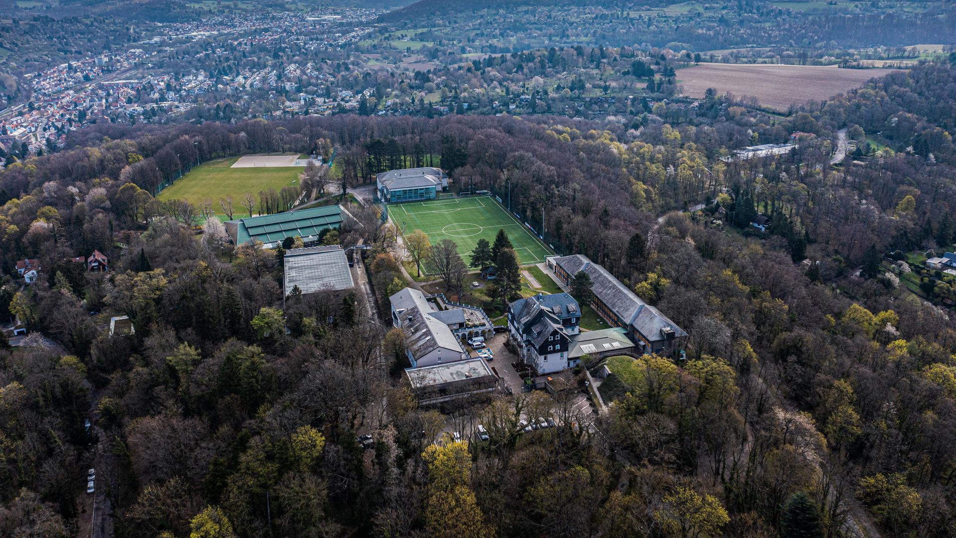 Drohnenbild auf die Sportschule Schoeneck in Karlsruhe-Durlach