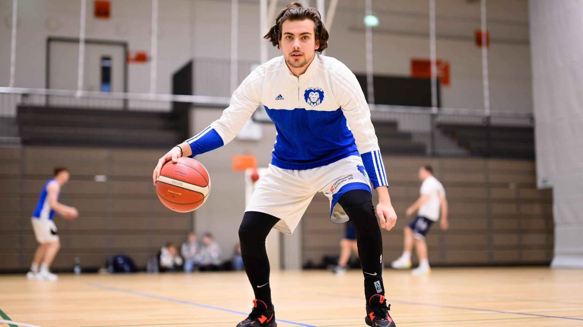 Basketballer Alem Forto im Training der PS Karlsruhe Lions II.