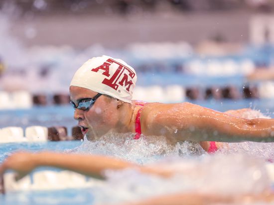 Neue Sport-Reize in in den USA: Giulia Goerigk von der SGR Karlsruhe schwimmt seit Sommer 2022 für das Team der Texas A&M University.