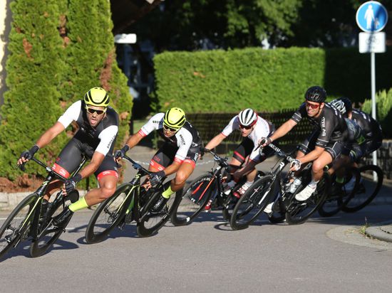 Schwungvoll: Beim Radrennen des RSV Yburg Steinbach können sich die Zuschauer wieder auf schnelle Rennen freuen. Foto: 